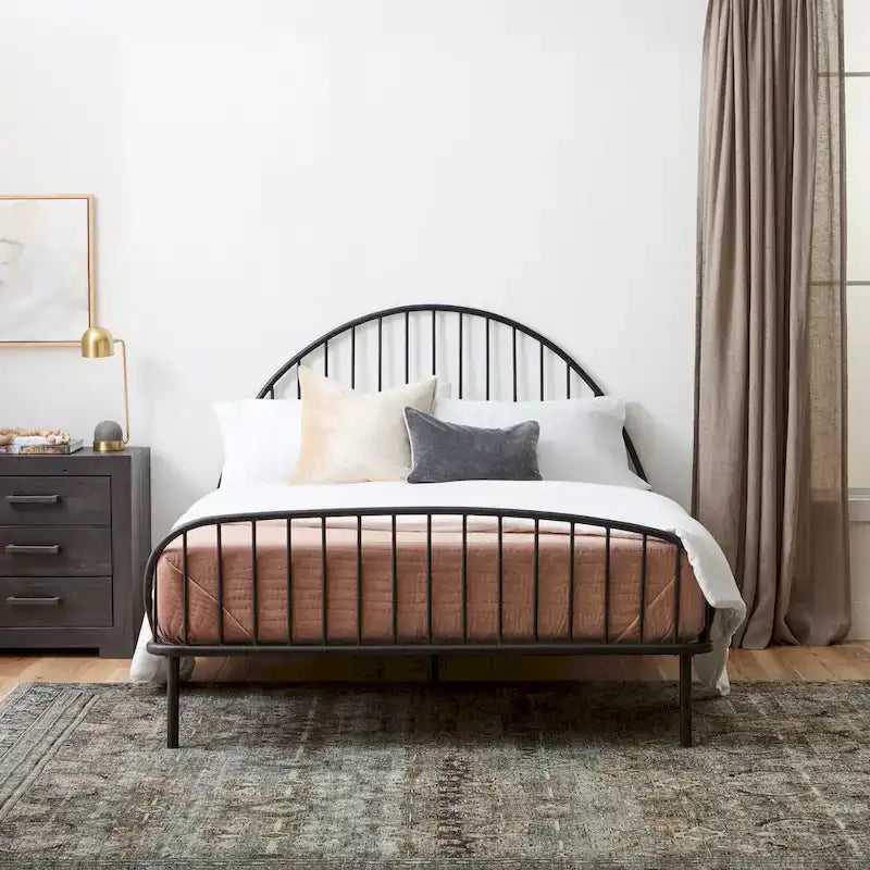 Black Iron Bed - Photo 6